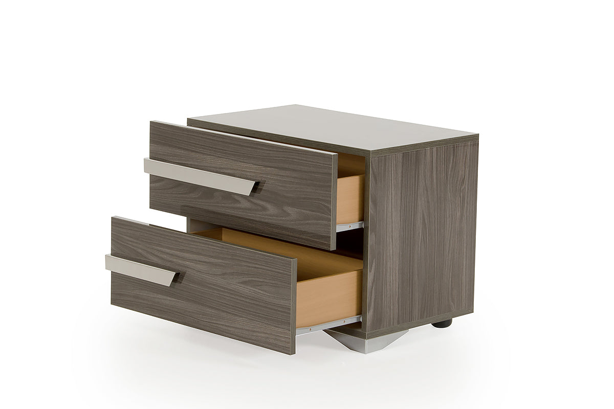 Nova Domus Capulet Italian Modern Grey Bedroom Set Model VGACCAPULET-SET-DC