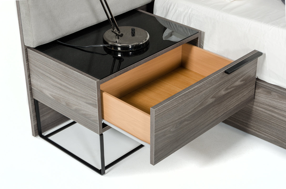 Nova Domus Enzo Italian Modern Grey Oak & Fabric Bedroom Set Model VGACENZO-SET
