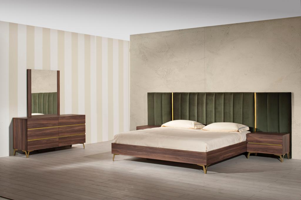 Queen Nova Domus Calabria Modern Walnut & Green Velvet Bedroom Set Model VGACCALABRIA-SET-Q