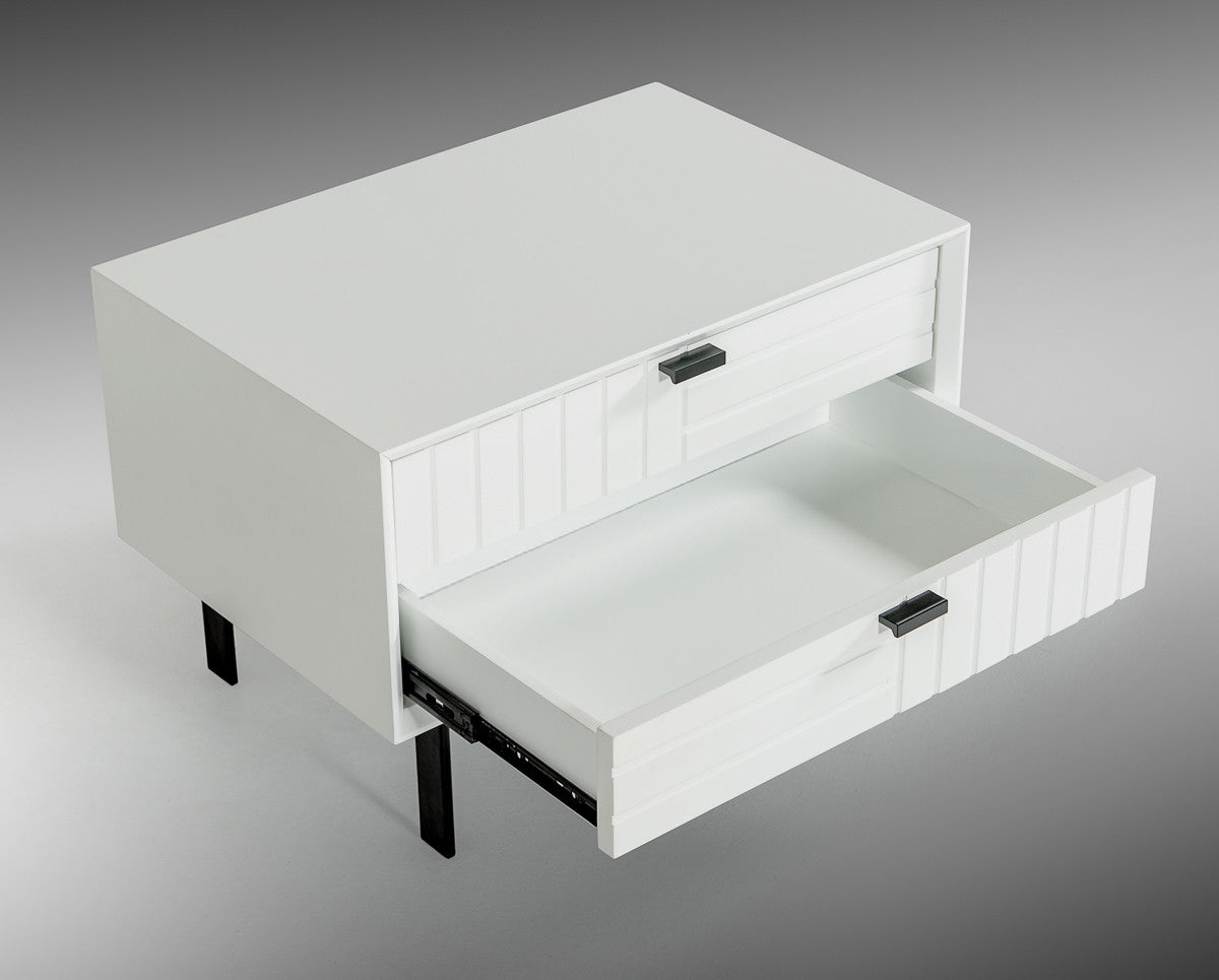 Nova Domus Valencia Contemporary White Bedroom Set Model VGMABR-76-SET