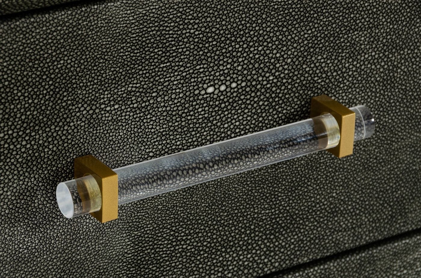 Modrest Howard Modern Shagreen Grey Leatherette & Gold Dresser Model VGGMCHD-1528-6-DRS