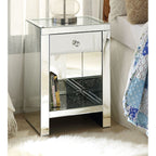 ACME Noralie Mirrored & Faux Diamonds Accent Table Model 97654