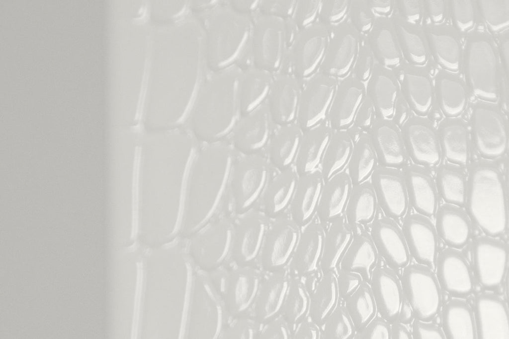 A&X Regal Modern White Crocodile Floor Mirror Model VGUNAK421-WHT