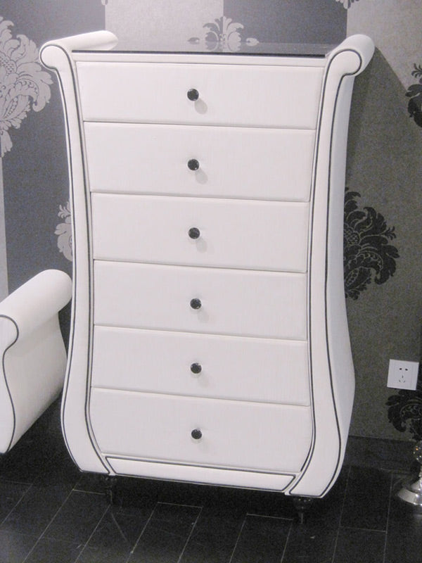 Lit plateforme en cuir capitonné de style transitionnel Auspicious, modèle VGSLE-AUSPICIOUS