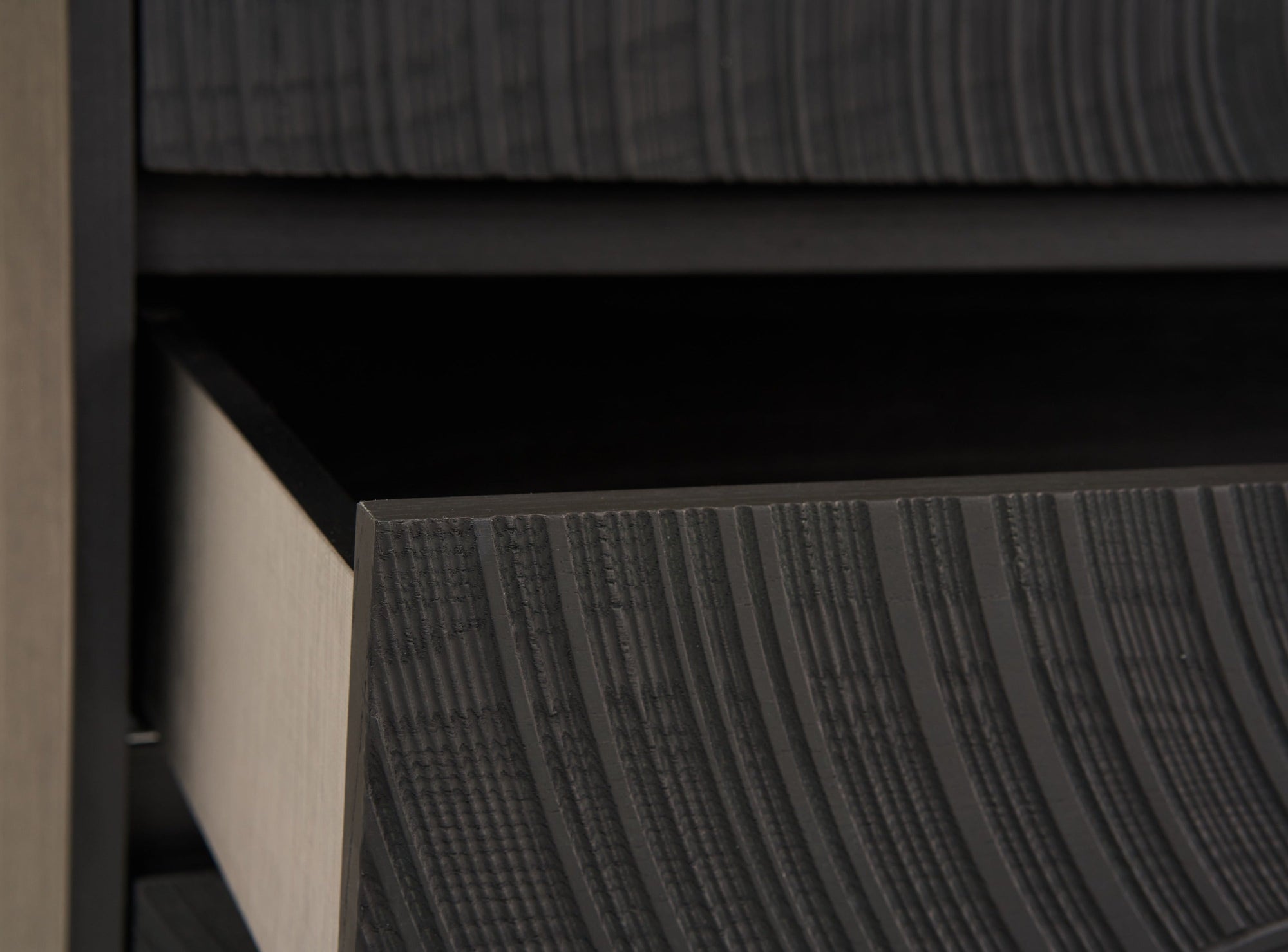 Lamod Cirque Modern Black Ash Dresser Model VGVC-J2368-D