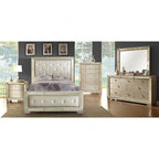 Meuble TV Loraine Champagne Glam de Furniture of America, modèle CM7195TV