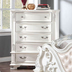 Commode traditionnelle Esparanza blanc perle, modèle CM7478WH-C de Furniture of America