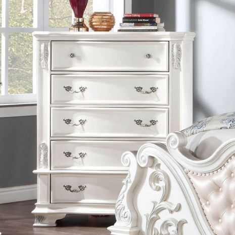 Commode traditionnelle Esparanza blanc perle, modèle CM7478WH-C de Furniture of America
