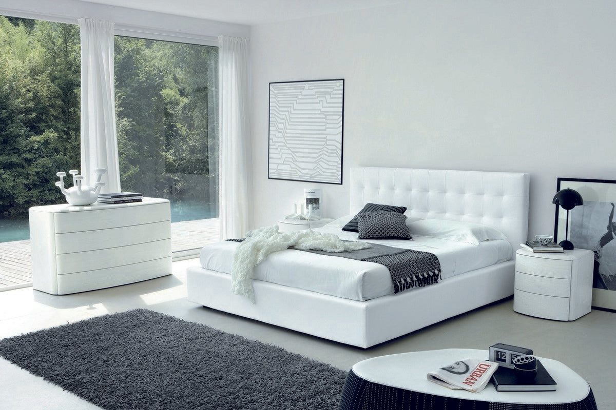 Drop Modern Italian White Ash Dresser Model VGSMDROP-DR-WHI