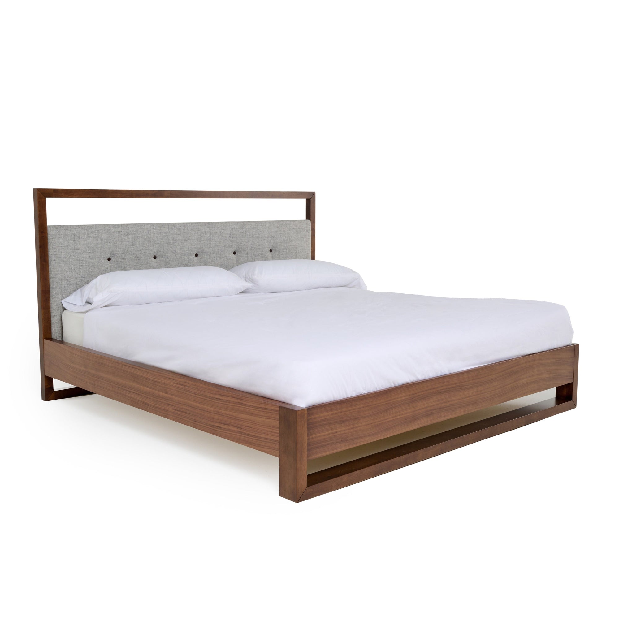 Lit Eastern King Nova Domus Falcor en tissu gris moderne et placage noyer, modèle VGMABR-107-BED-EK