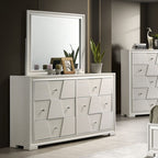 Miroir contemporain blanc Holsted, modèle FM72012WH-M, de Furniture of America