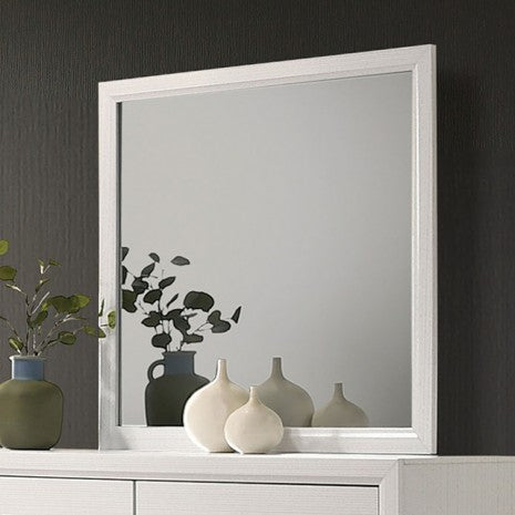 Miroir contemporain Errico White, modèle FM7215WH-M, de Furniture of America