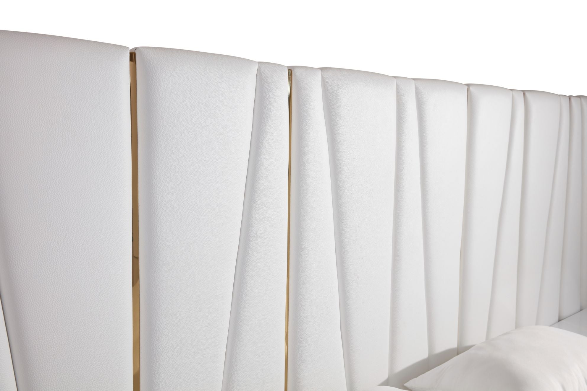 Modrest Nixa Modern White & Gold 4 Piece Bedroom Set Model VGVC-BD1909-4PCSET-WHT