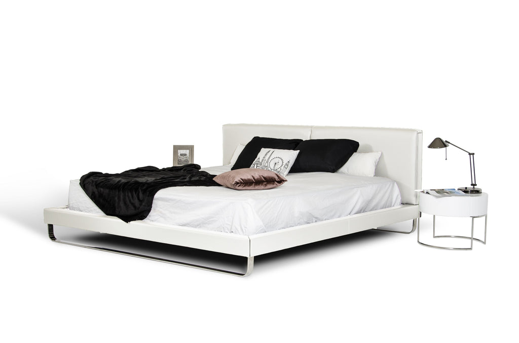 Lit moderne en similicuir blanc Eastern King Modrest Ramona, modèle VGJY-4016-WHT-BED-EK