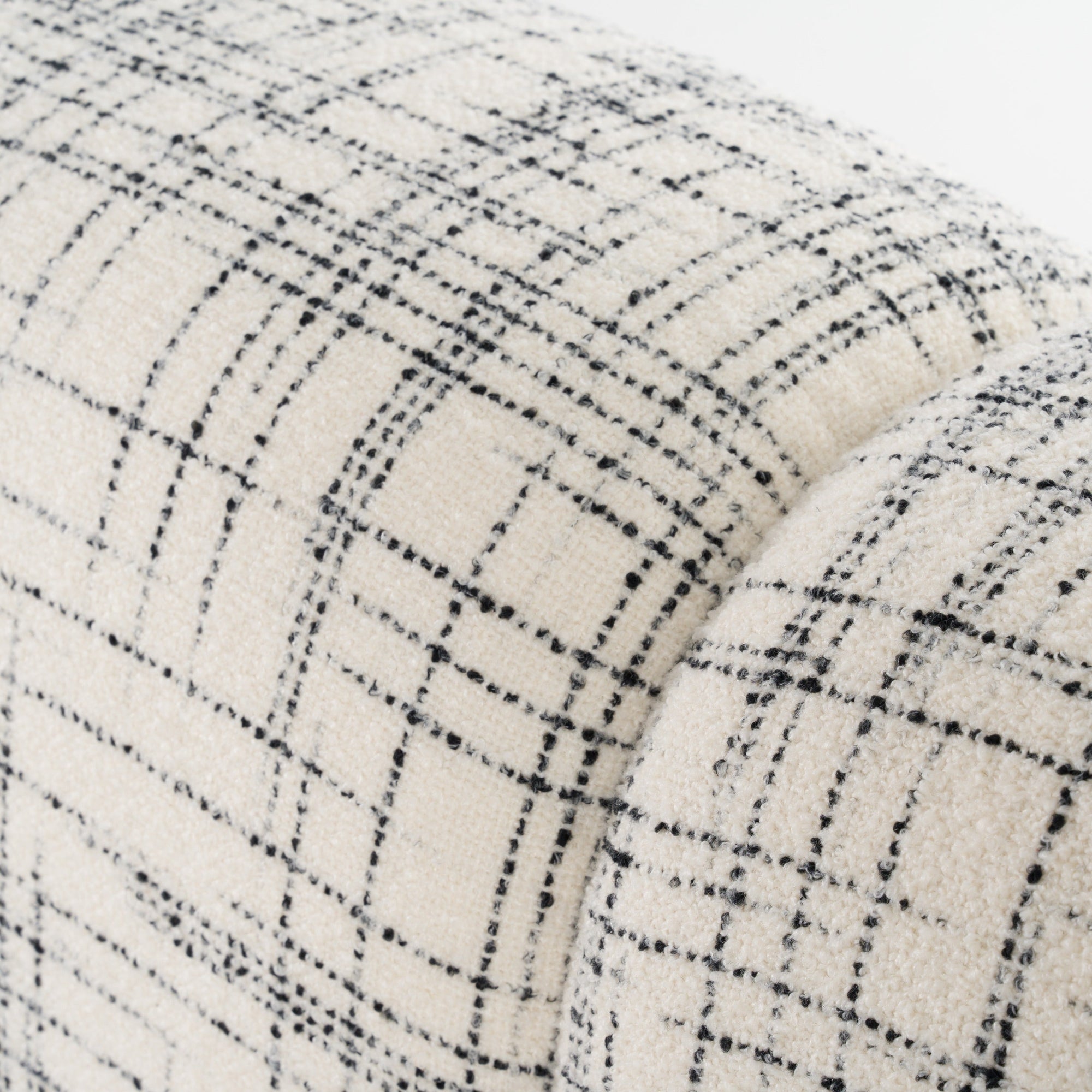 Lit moderne Eastern King Modrest Shiloh en tissu blanc cassé et noir, modèle VGEV-B070-WHTBLK-EK