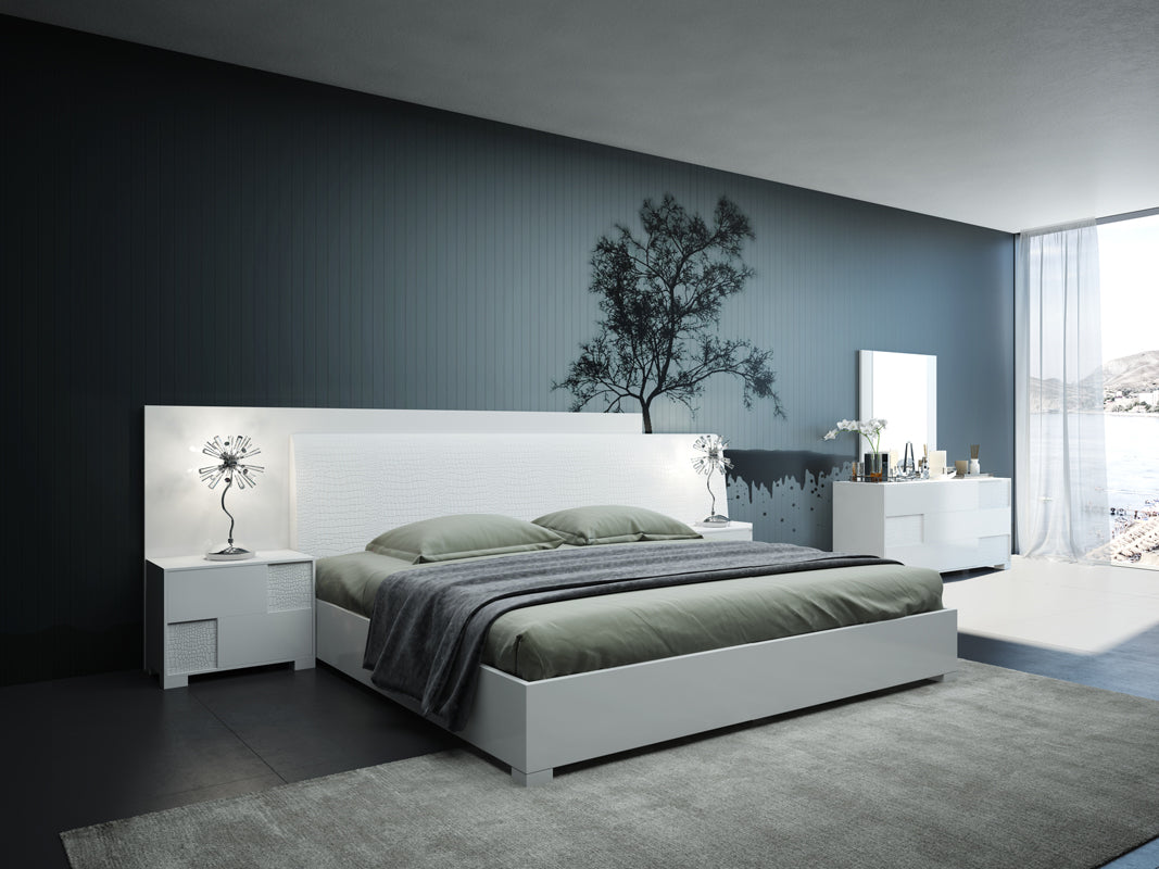 Eastern King Modrest Monza Italian Modern White Bedroom Set Model VGACMONZA-SET-EK
