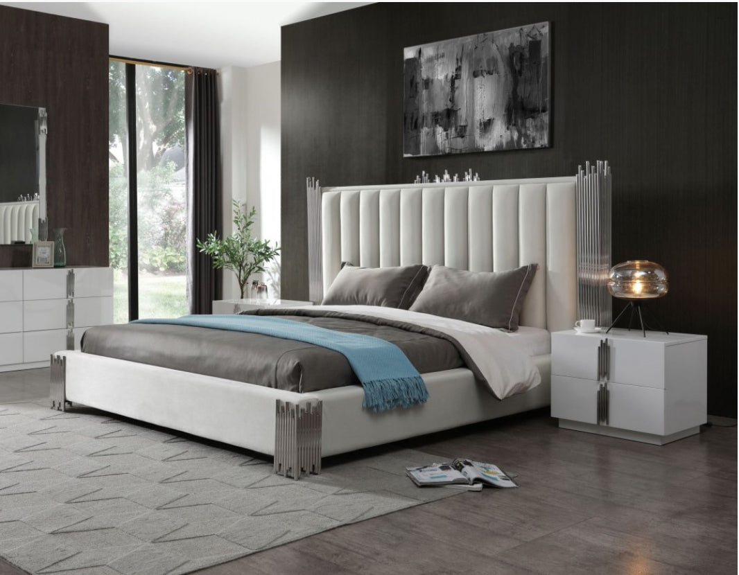 Modrest Token California King Modern Cream & Stainless Steel Bed With Nightstands Model VGVCBD815-WHT-BED-2NS-SET-CK